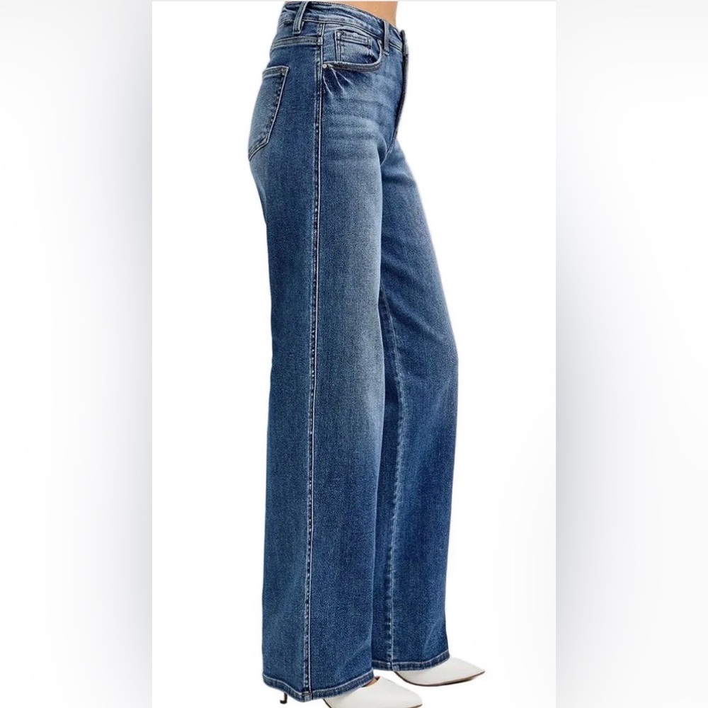 Wide Leg Women's Jeans in Vintage Blue - Picture 3 of 9